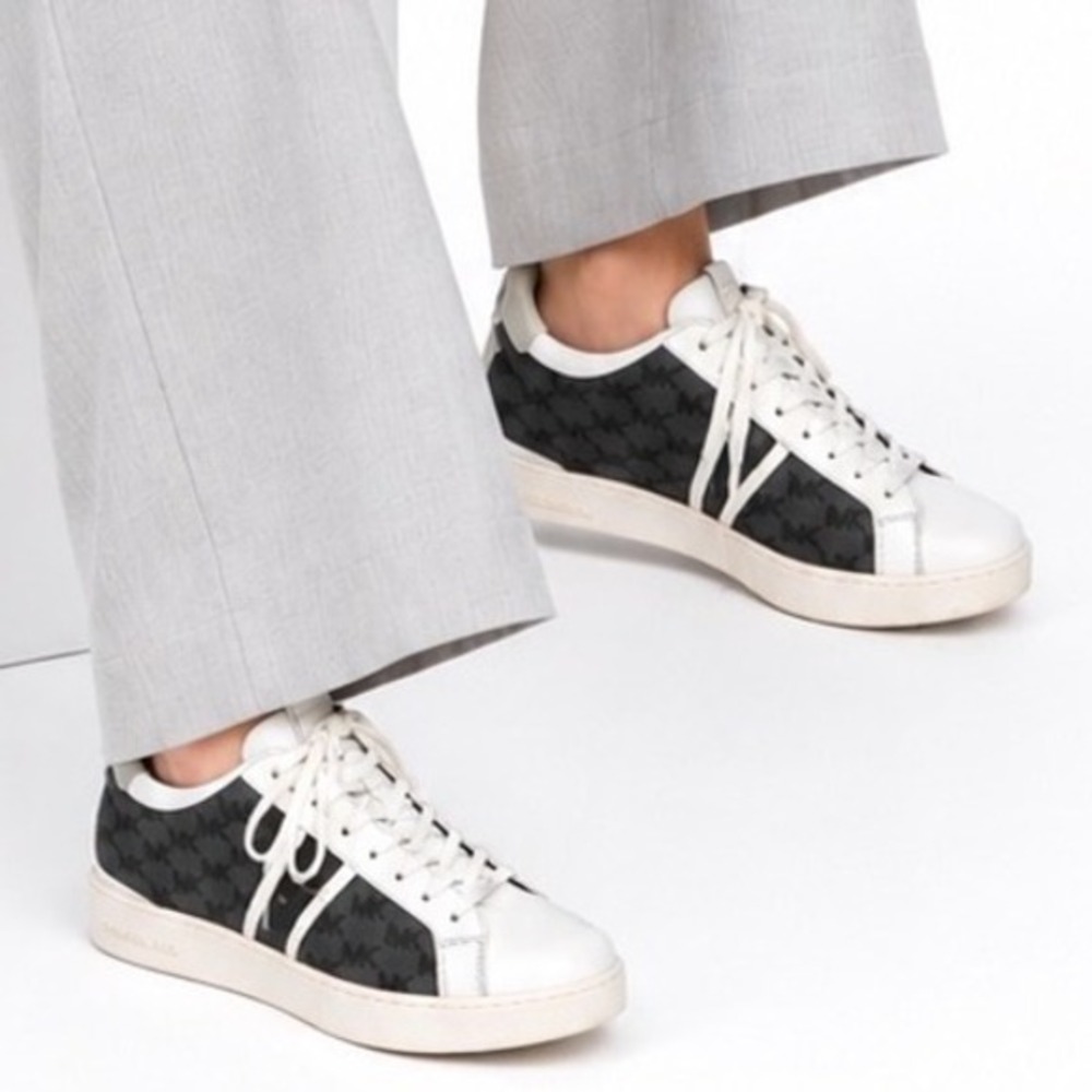Michael Kors Monae Lace Up MK Heritage Canvas Sneakers White‎ Black 11M 94-12